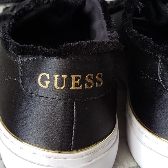 Women's Guess sneakers size 8.5 - Picture 2 of 7